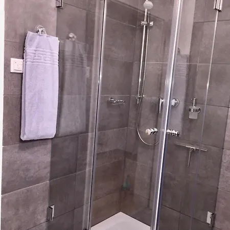 Aparthaus Felizitas 아파트 Groß-Gerau